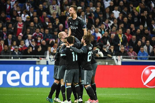 九游ag官方官网-太狠了！转折点上海申花手感冰凉里昂内部会议纪要流出——赛前再遭质疑，阿贾克斯围绕德甲队长鼓劲的简单介绍